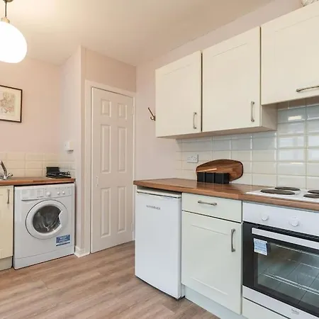 Fully Refurb Apt7 3rd Floor Апартаменты Дроэда