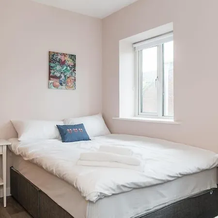 Fully Refurb Apt7 3rd Floor * Drogheda