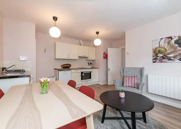 Fully Refurb Apt7 3rd Floor * Drogheda