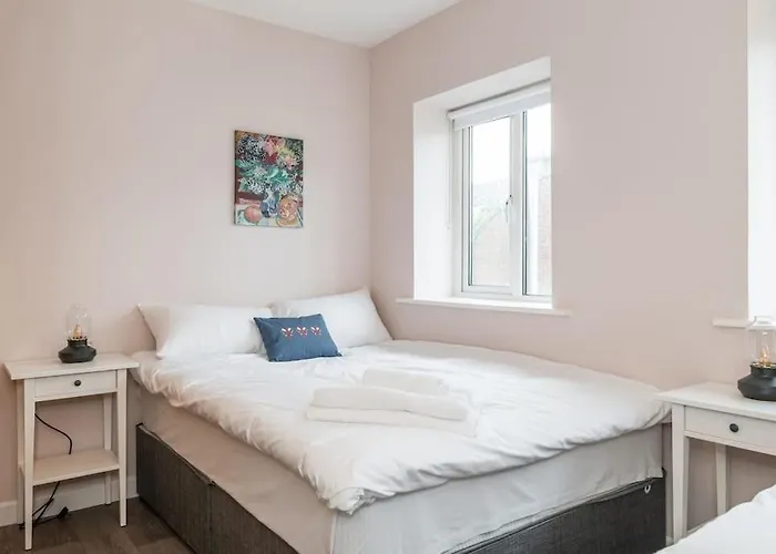 Fully Refurb Apt7 3rd Floor * Drogheda